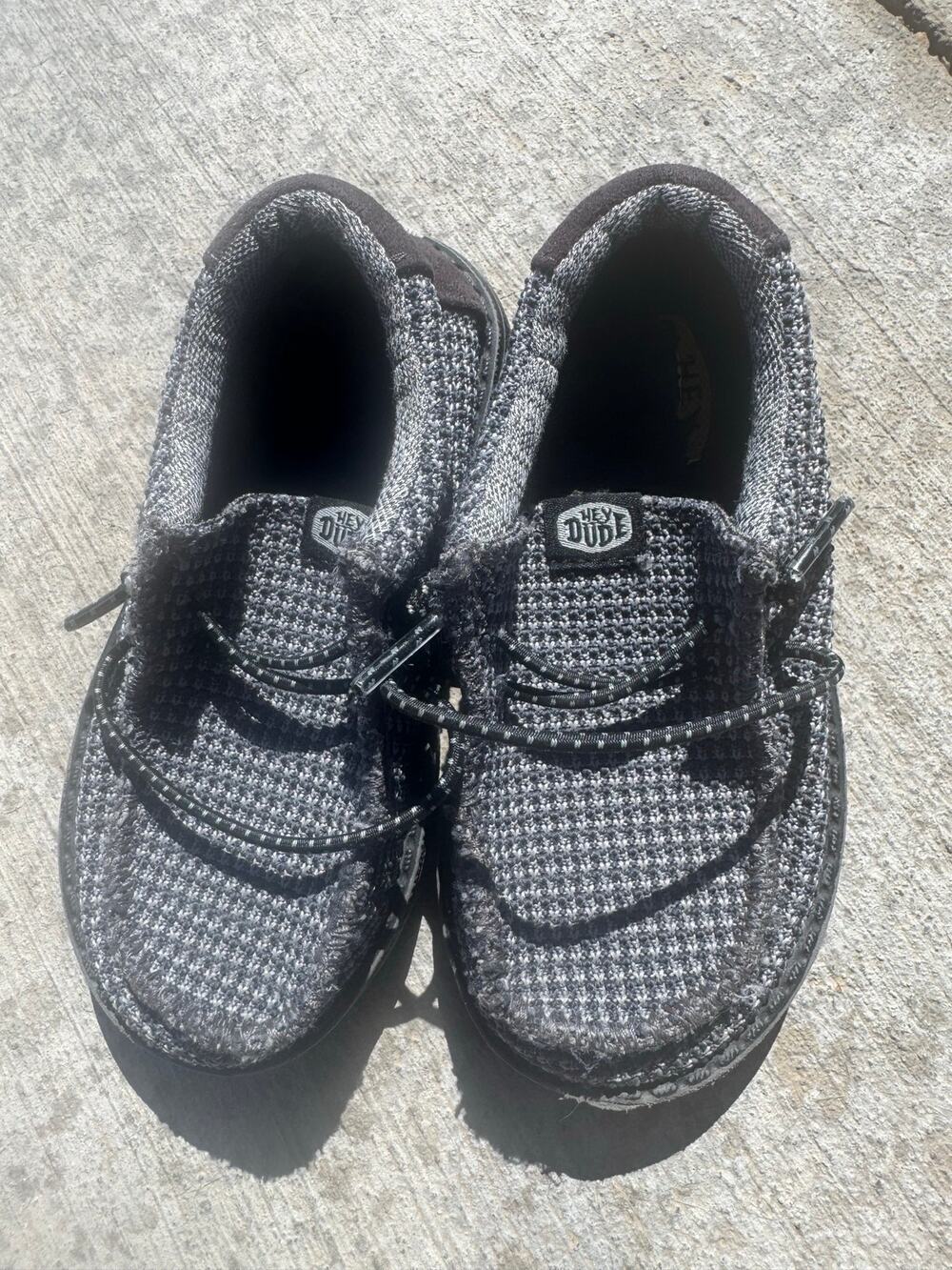 Title: Hey Dude Toddler Kids Gray Knit Slip-On Casual Shoes Size 8/9 Lightweight